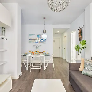 https://lovely-central-suite.es-andalucia.com